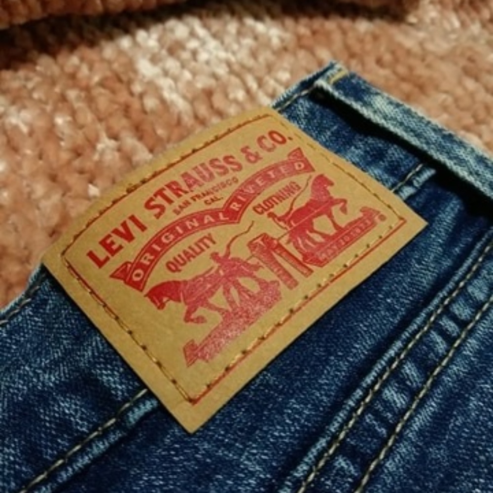 Levi's Cut-Off Shorts